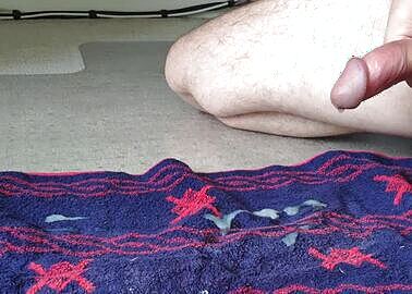 Huge handsfree cumshot