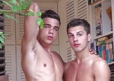 Dylan Maguire fucks Joaquin Arrenas bareback