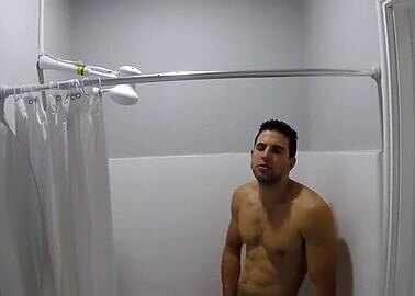 Alfa guy takes a shower
