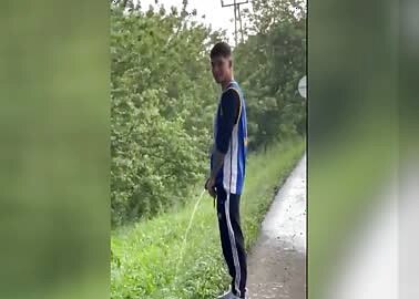 Girl films boyfriend taking a piss on the roadside extended