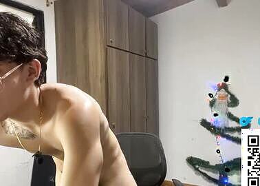 Friendly Naked Latino Guy
