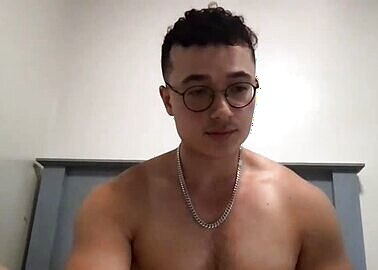 alexhills4