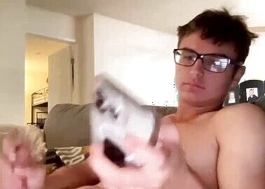joshua_hot27