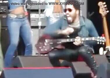 Lenny Kravitz Wardrobe Malfunction