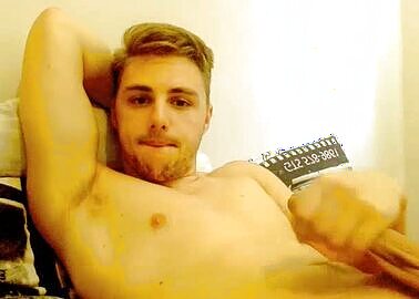 Blond Twink cum ins Bed