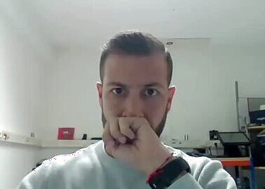 oliver_laid_9719