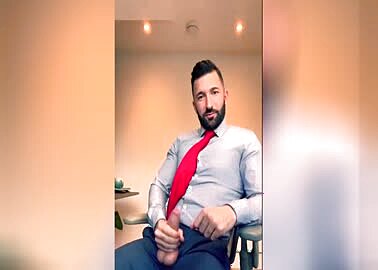 Office guy wanking