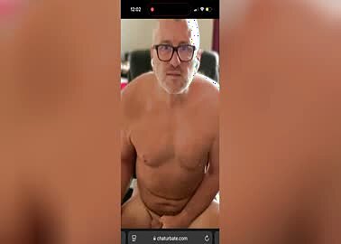 Hot guy on cam