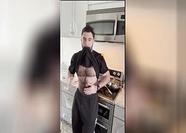 levi 2