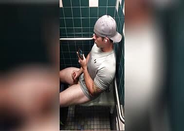 stall jerk off