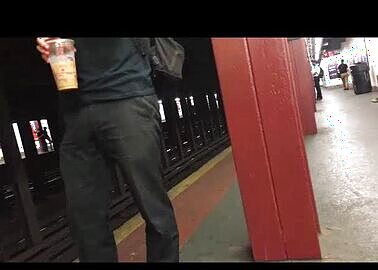 subway bulge