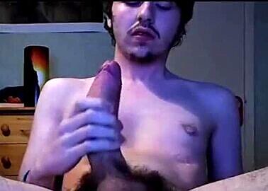 His Dormroom reeks of spunk 2