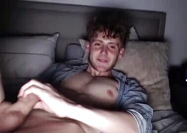 Twink Wanking and Cumming