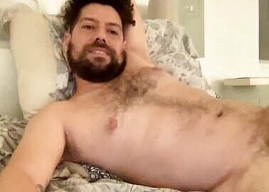 Diego 36yo from Ecuador