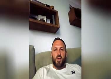 James 32yo from the UK