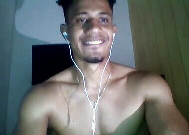 Luis 26yo from the Dominican Republic