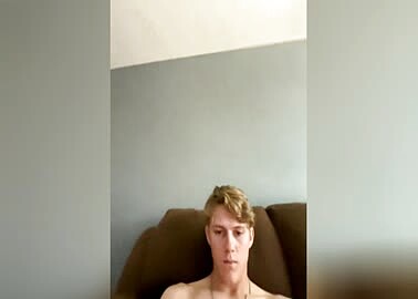 Ryan 21yo from the USA