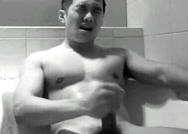 Asian Jerking off