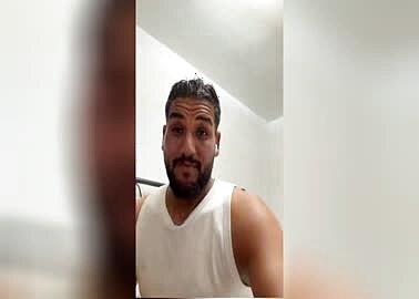 Momo 24yo from Egypt in Italy