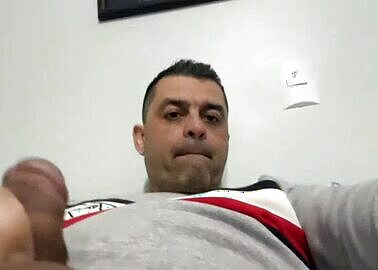 Henry 40yo from Brazil