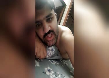 Ali 20yo from Pakistan