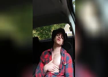 Jerk off in Car