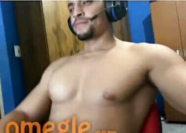 brizilian fitness coach jerk off to a girl