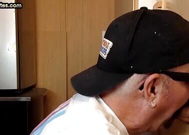 Amateur Gloryhole BJ Gaydaddy Sucking BF