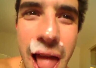 Cam Guy Izzi Cum On Face And Dildo Play