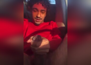 Getting Fingered makes He Shoot