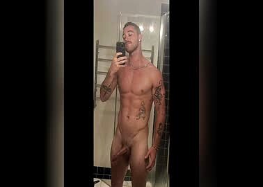 DL muscle stud fucks twink raw